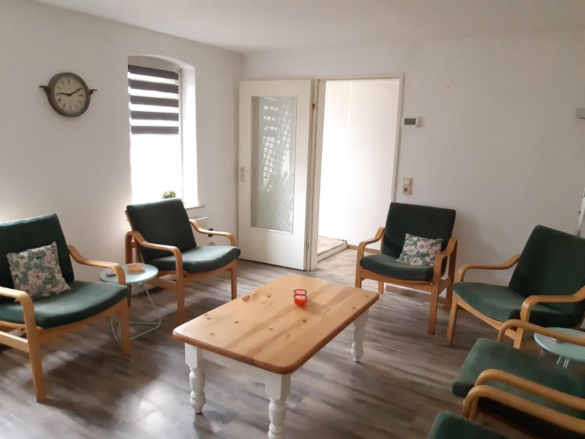 Monteurzimmer Ausma - * Weener