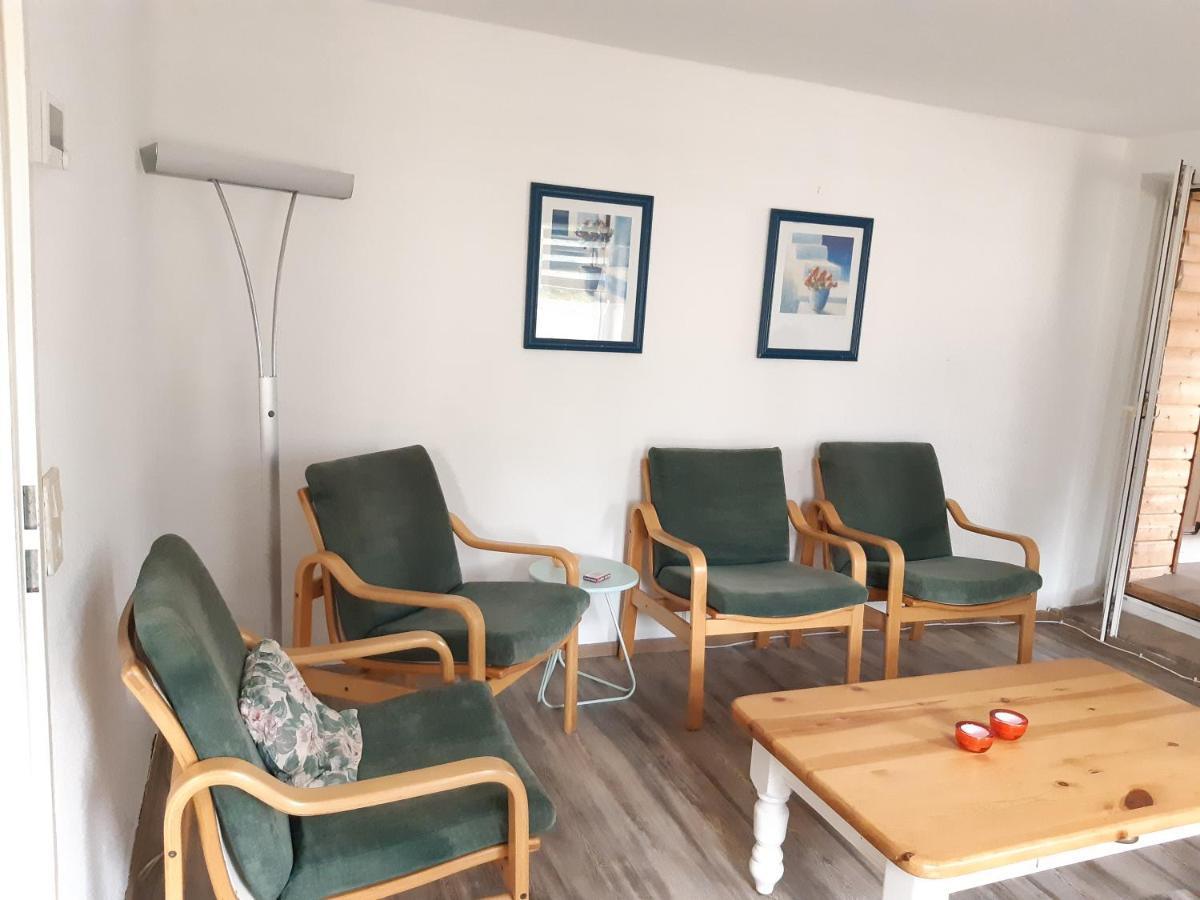 Monteurzimmer Ausma - *