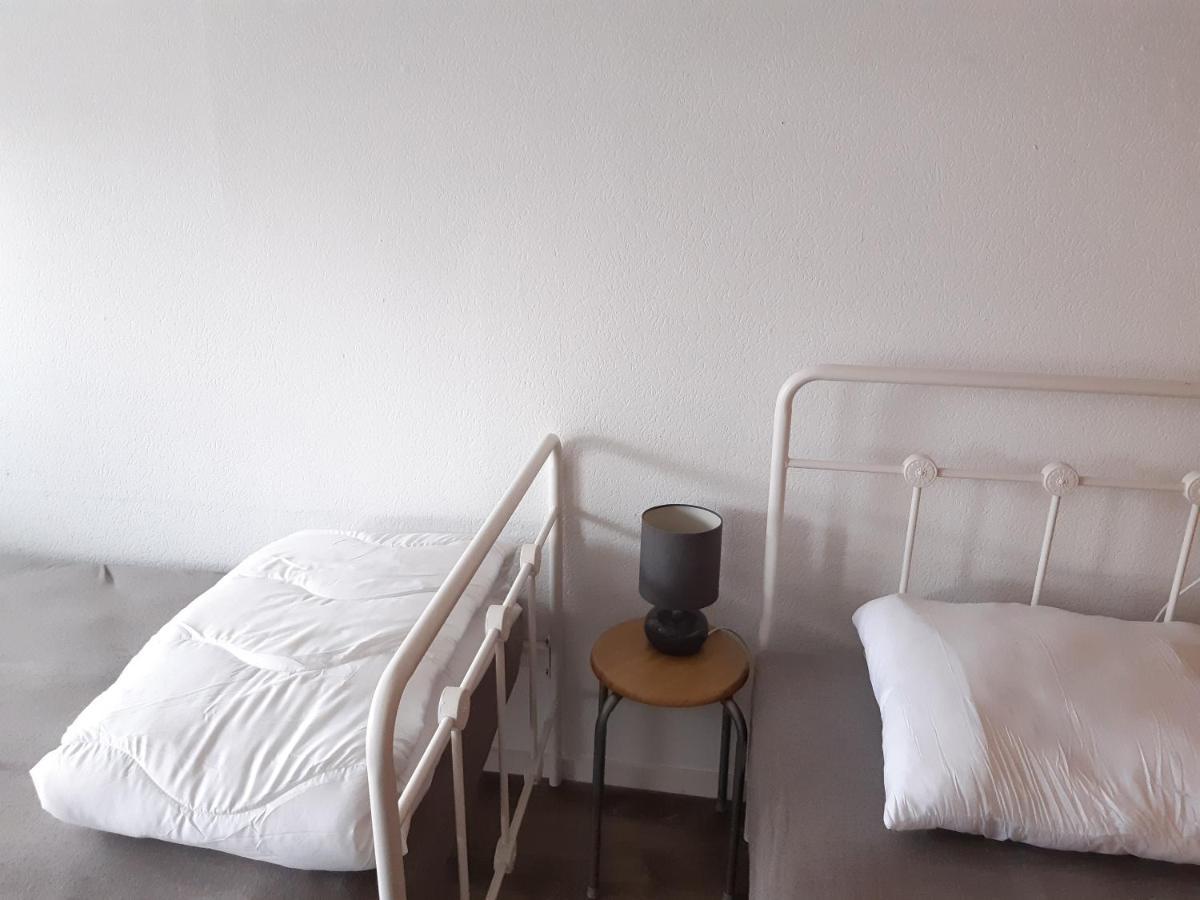 Monteurzimmer Ausma - *