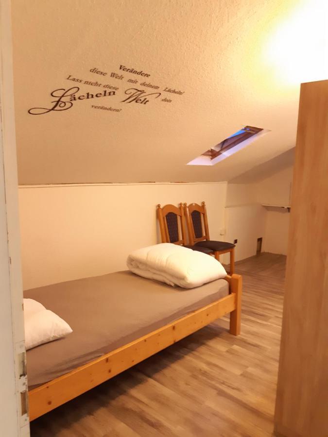 Monteurzimmer Ausma - Apartment Weener